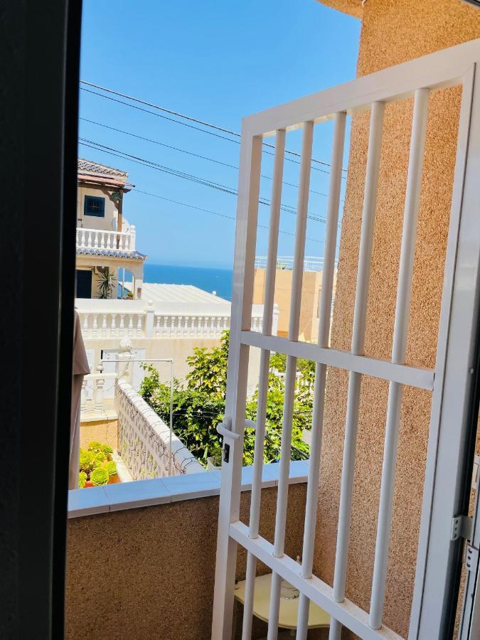 Villa With Sea View *